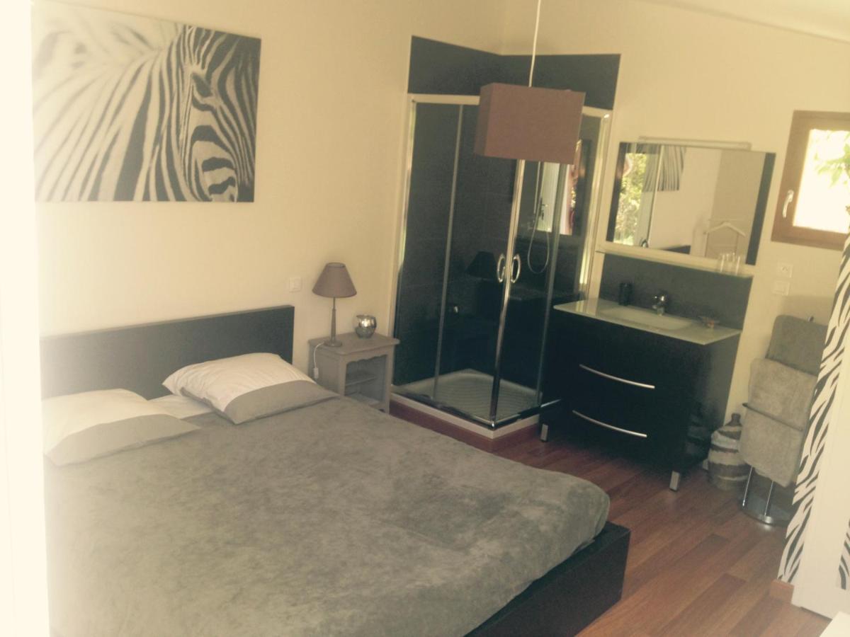 Bed and Breakfast Chez Calou Mane  Camera foto